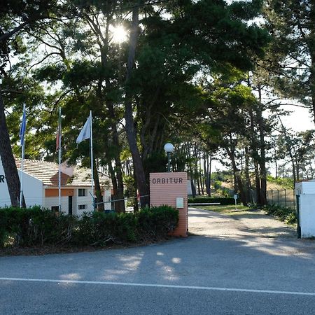 Parque De Campismo Orbitur Sao Jacinto Hotell Exteriör bild