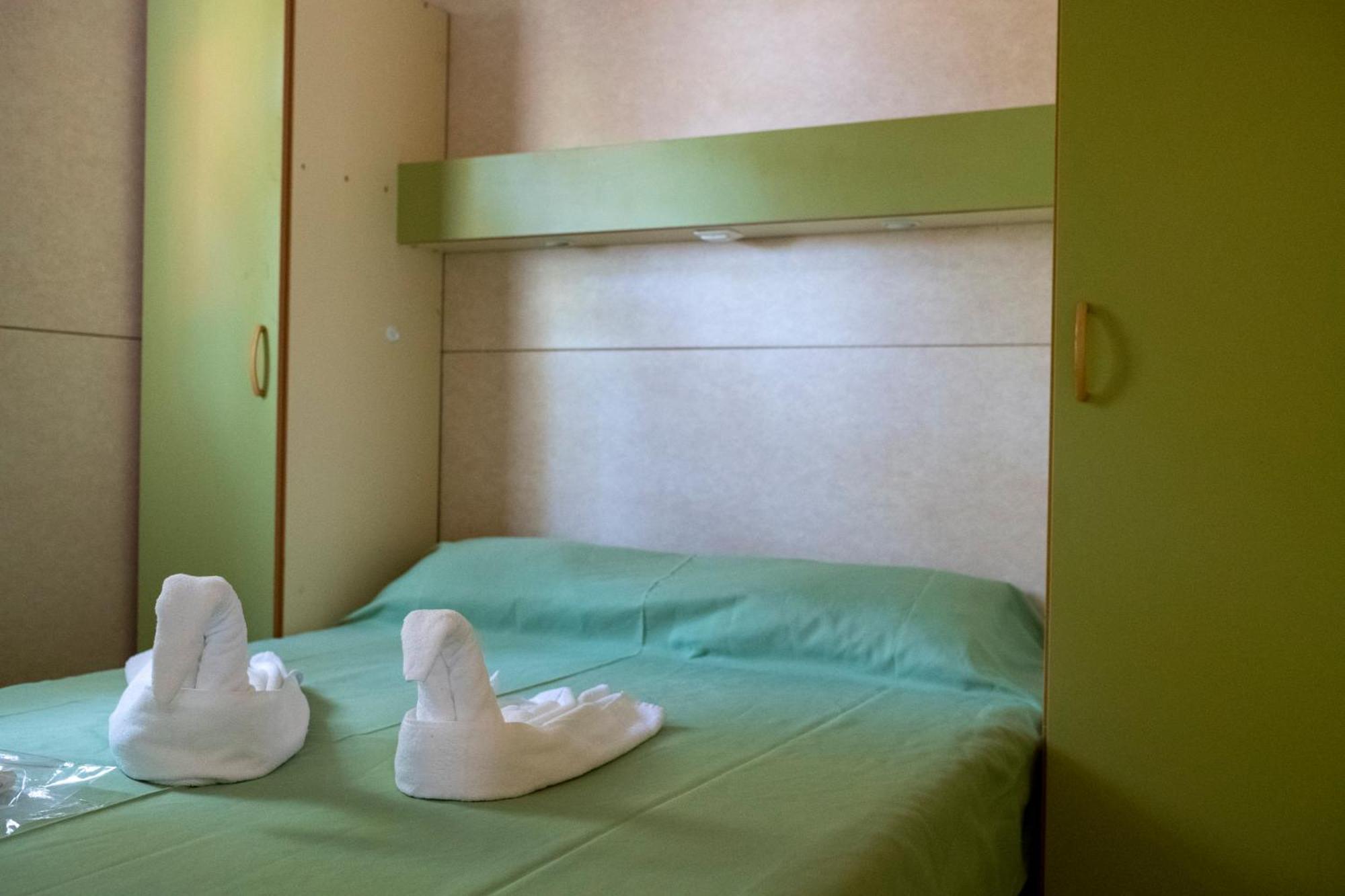 Parque De Campismo Orbitur Sao Jacinto Hotell Exteriör bild
