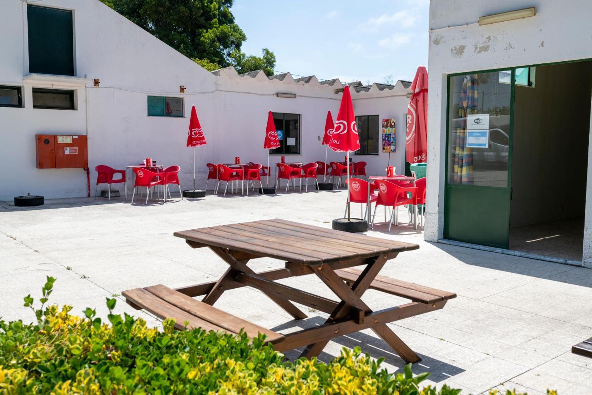 Parque De Campismo Orbitur Sao Jacinto Hotell Exteriör bild